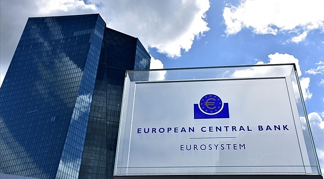 Avrupa Merkez Bankası politika faizini 75 baz puan artırdı