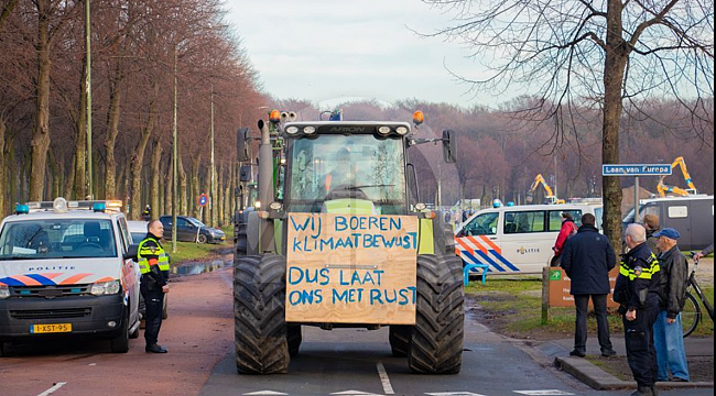 Hollanda'da Çiftçiler yine Lahey yolunda