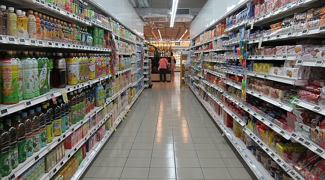 Hollanda'nın en büyük AVMsindeki Jumbo süpermarketi farelerden dolayı kapatıldı