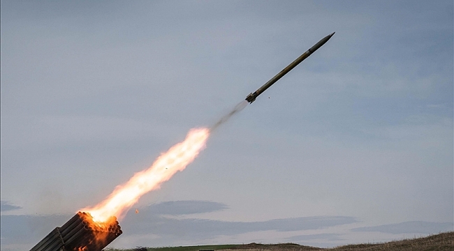Hollanda, Ukrayna'ya uçaksavar füzeleri gönderecek
