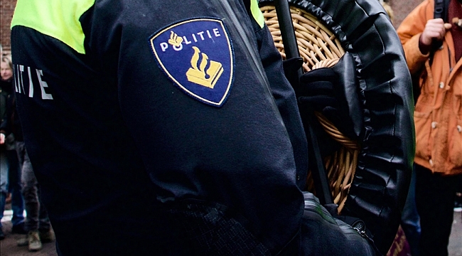 Hollanda'da polise saldıran 12 PKK yandaşı gözaltına alındı