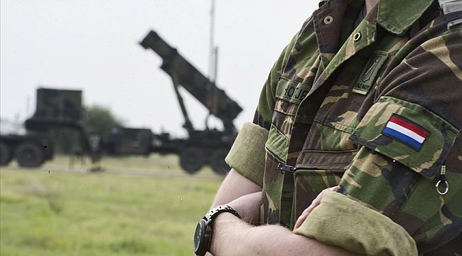 Hollanda’da Uyuşturucu ticareti yapan 9 asker tutuklandı