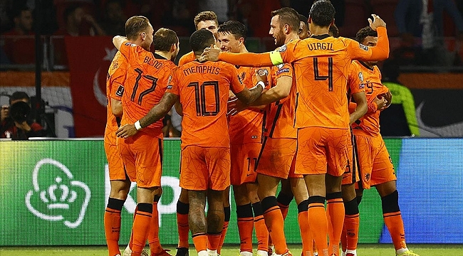 Hollanda'nın 2022 FIFA Dünya Kupası kadrosu açıklandı