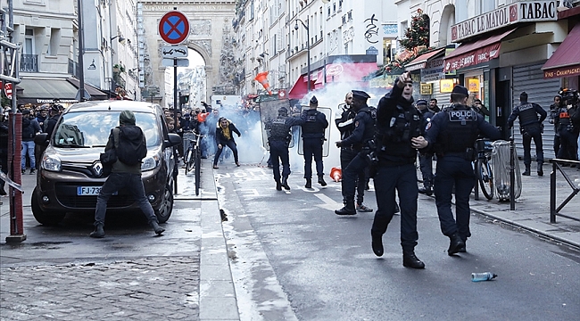 Fransa'da saldırgan aşırı sağcı çıkınca olay terör saldırısı olmadı, dünya ayağa kalkmadı
