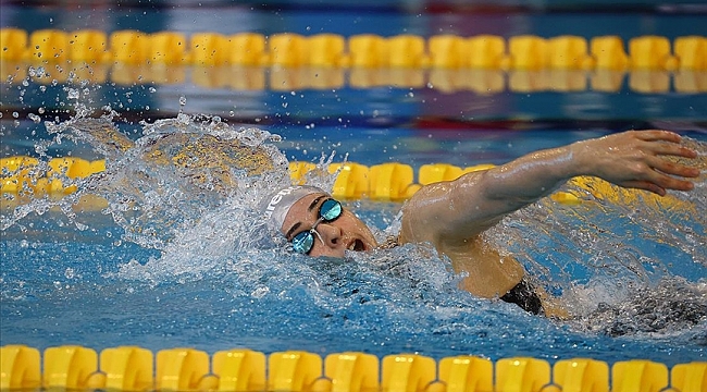 Milli yüzücülerden Hollanda'da bir altın bir bronz madalya