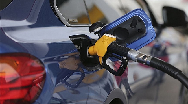 Hollanda’da 'Benzin fiyatları bugün itibariyle yeniden 2 euro'nun üzerine çıktı
