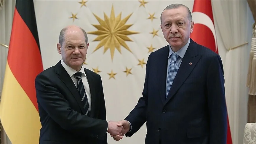 Almanya Başbakanı Scholz, Cumhurbaşkanı Erdoğan'ı Berlin'e davet etti