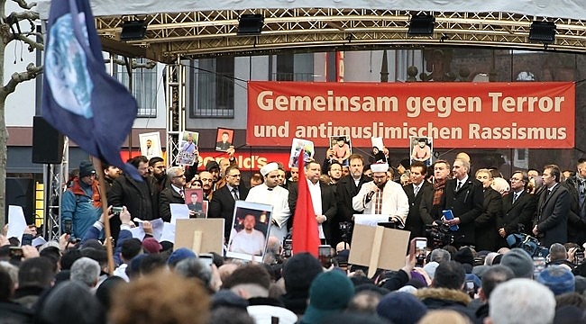 Almanya'daki ırkçılık, Türklerin başarılarının ve sorunlarının görmezden gelinmesine neden oluyor