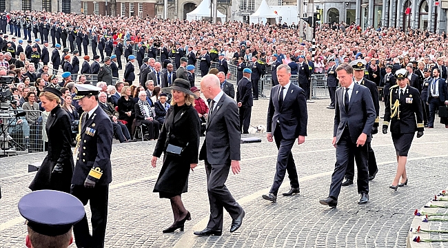Hollanda'da Ulusal Anma Günü törenleri düzenlendi