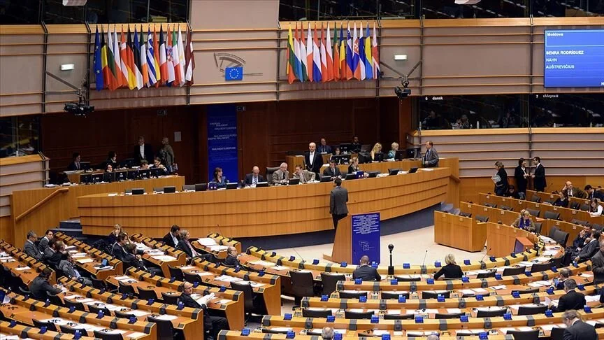 Hollanda devleti, Ankara Antlaşmasını ihlal dolayı Avrupa Komisyonuna şikayet edildi