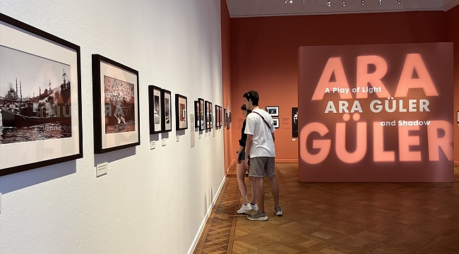 Hollanda'da Ara Güler Fotoğraf Sergisi açıldı