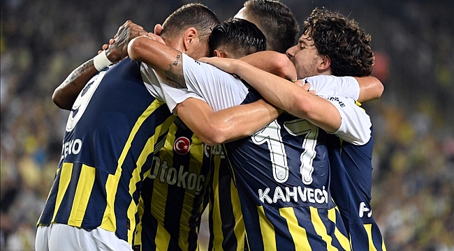 Fenerbahçe, Hollanda temsilcisi Twente'yi sahasında 5-1 yendi