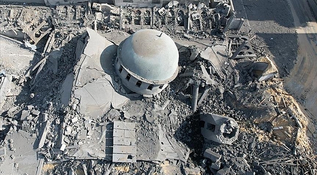 Israëlische Bombardementen Verwoesten Moskeeën in Gaza