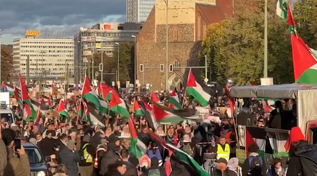Almanya'nın başkenti Berlin'de Filistin'e destek gösterisi düzenlendi.