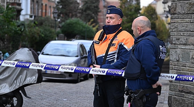 Belçika'da Bir Polis Memuru Ev Araması Sırasında Öldürüldü, diğeri ağır yaralandı