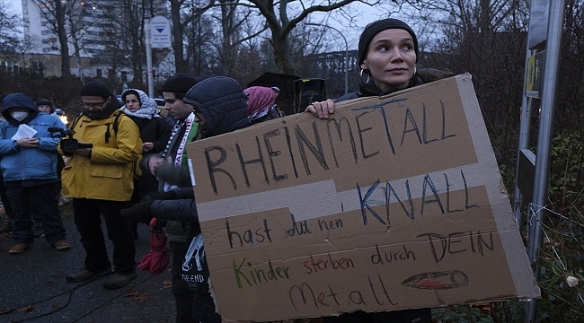 Almanya'da, İsrail'e silah satan Rheinmetall şirketi protesto edildi