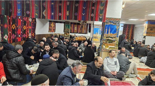 Amsterdam’da köy odası geleneği yaşatılıyor