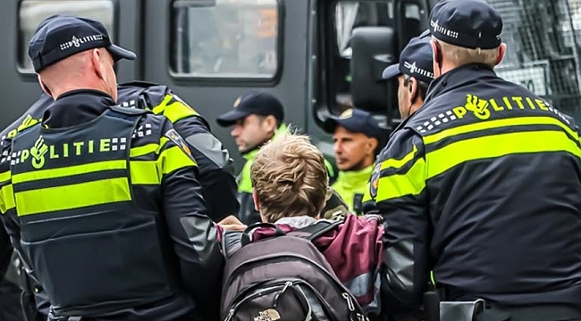 Hollanda Polis Teşkilatı, ayrımcılığı ve ırkçılığı kökten yok etmek için adım atıyor