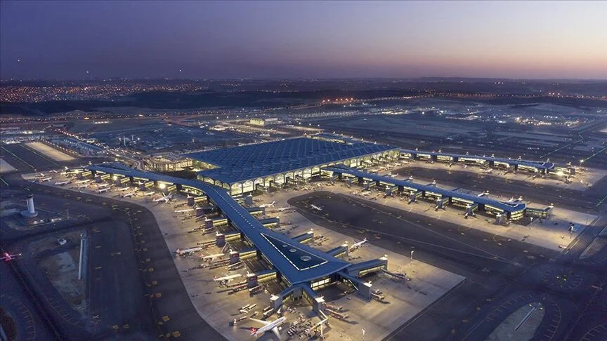  "Istanbul Luchthaven Schittert: Bekroond als een van de Top 10 Beste Luchthavens Wereldwijd en Wint Extra Awards bij Skytrax 2024"