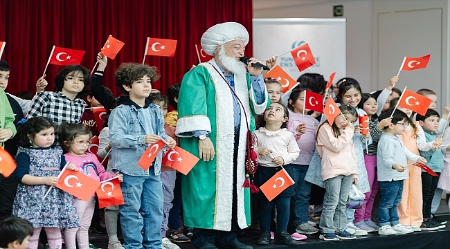 Yunus Emre Enstitüsü, çocukları Brüksel'de Nasreddin Hoca ile buluşturdu