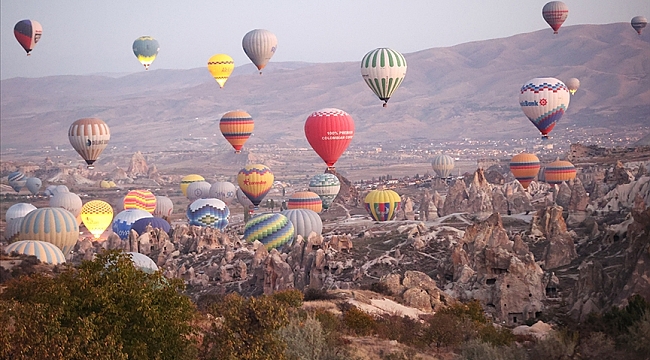 747.000 toeristen genoten van ballonvluchten in Turkije