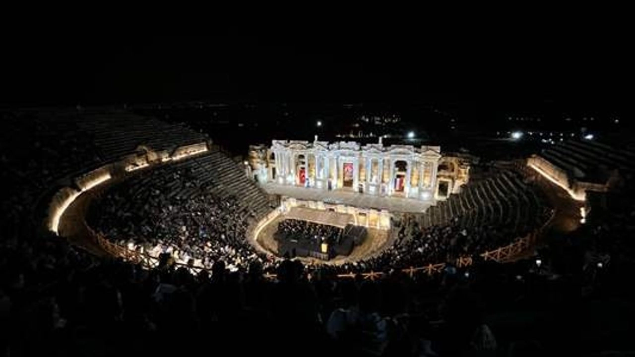 Türkiye ve Hollanda'nın Yüzyıllık Dostluğu Hierapolis'te Konserle Kutlandı
