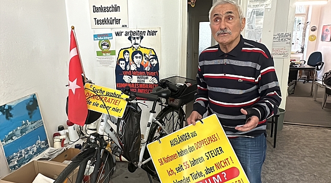 Almanya'da "demokratik haklar" için 220 bin kilometreden fazla yol yaptı