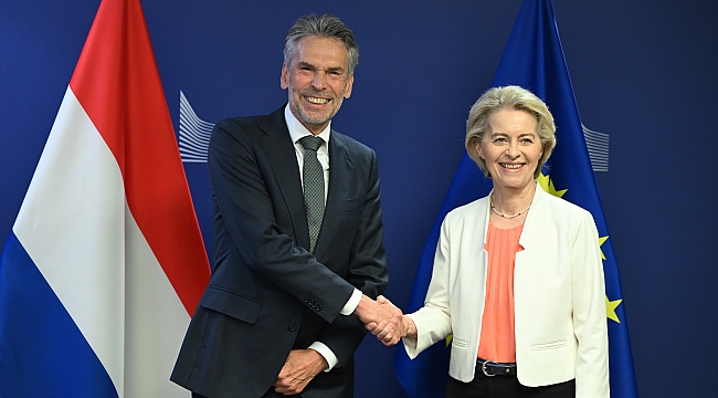 Hollanda’nın Yeni Başbakanı Dick Schoof Brüksel’de