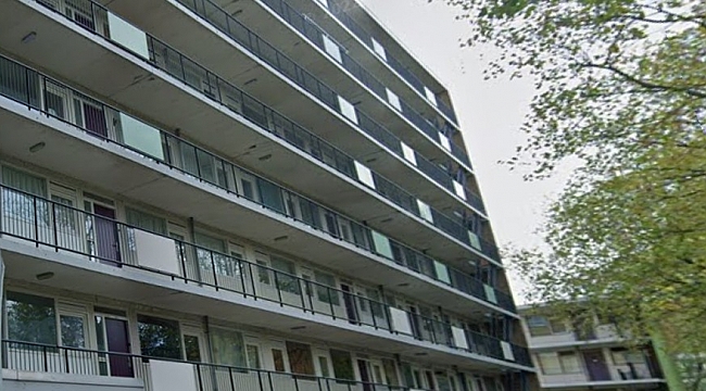 Schiedam'da Bir Kadın Evinde Ölü Bulundu, Bir Şüpheli Gözaltına Alındı