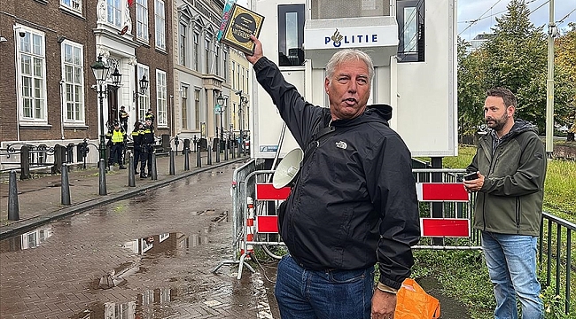 Hollanda’da Kur'an-ı Kerim’in Yakılmasının Yasaklanması Önergesi Reddedildi