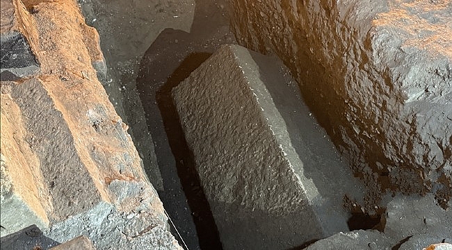 Bij Opgravingen bij de Sint-Nicolaaskerk in Turkije wordt Historische Sarcofaag Gevonden