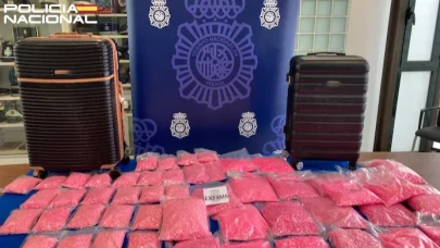 İbiza'da 22 Yaşındaki Hollandalı Genç, iki bavul dolusu 50 Kilo XTC ile Yakalandı!