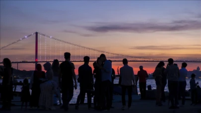 Türkiye'de Genç Nüfusun Payı Azalıyor Ama Etkisi Sürüyor