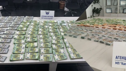 Bulgar Gümrüğünde Türk TIR’ında Milyonluk Döviz Yakalandı