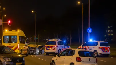 Hollanda'da Polis Takibi Sonrası Kaza: 6 Yaralı, Sürücü Gözaltında