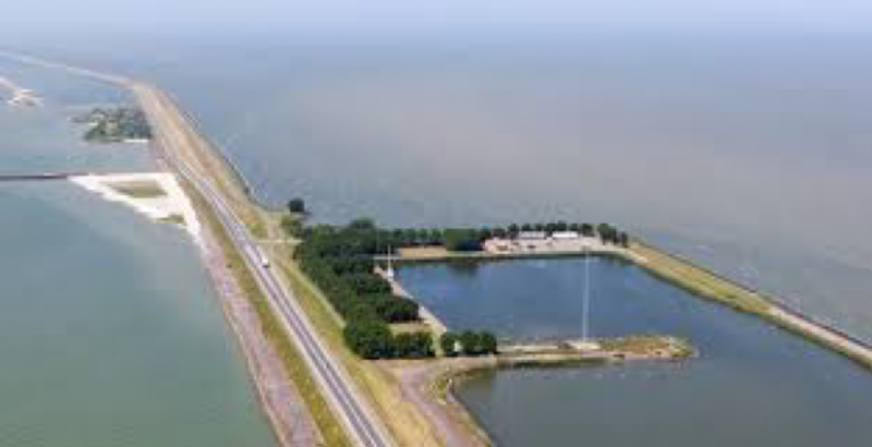 32-41 DERECE İLE KAVRULAN HOLLANDA'NIN EN SERİN YERİNİ BULDUK
