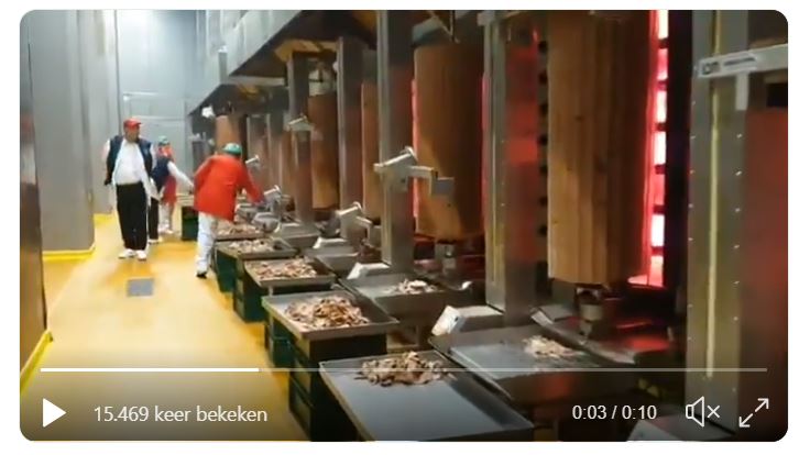 Döner gesneden door robots met kunstmatige intelligentie