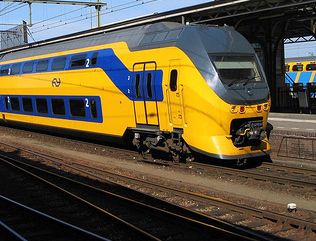 Hollanda demiryolları iletişim arızası nedeniyle tüm gün durdu