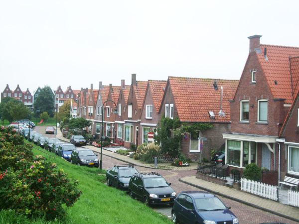 Nibud: meer dan helft van budget op aan vaste lasten