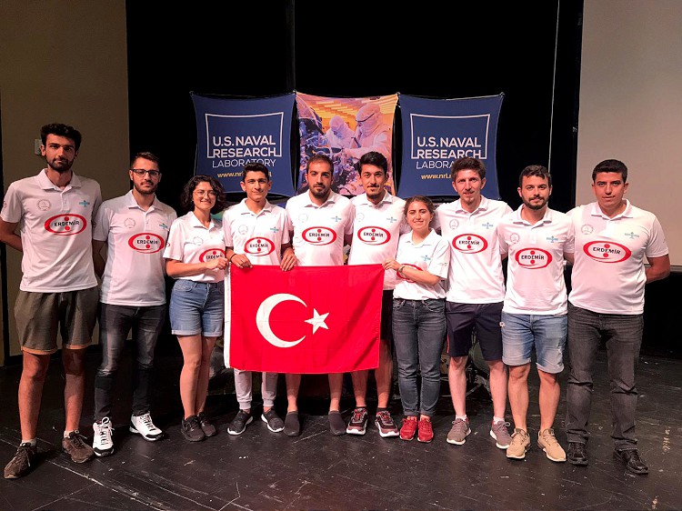 Turkse universiteiten drukken stempel op NASA 's satellietwedstrijd