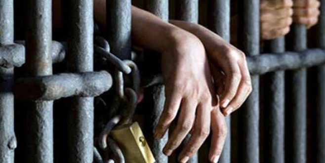 Yaşları 13-14 olan 4 çocuk 71 yaşındaki kişinin ölümden sorumlu olarak tutuklandı