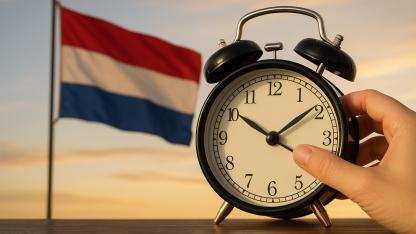 Hollanda’da Kış Saati Uygulaması Başlıyor: Saatlerinizi Geri Almayı Unutmayın!