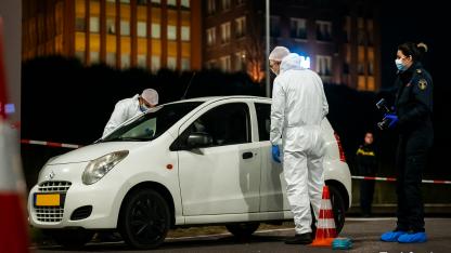 Rotterdam’da Kurşunlanan Araçta 24 Yaşındaki Kadın Hayatını Kaybetti