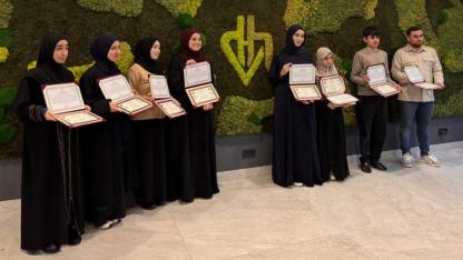 Hollanda’da Hafızlık Eğitimini Tamamlayan Öğrencilere Resmî Belgeleri Verildi