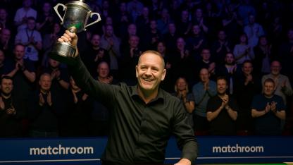 Son Anda Davet Edildi, Kupayla Döndü: Amatör Snooker Oyuncusundan Tarihi Zafer