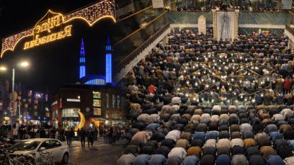 Hollanda’da Ramazan’ın İlk Teravih Namazı Kılındı