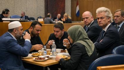 Hollanda Meclisi’nde İftar Molası Tartışması: Sağ ve Aşırı Sağ Partiler Tepki Gösterdi