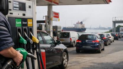 Hollanda’da benzin ve dizel fiyatları 2,50 euroyu aştı