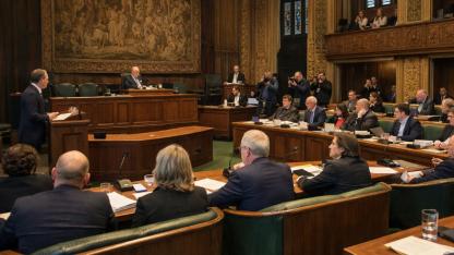 Hollanda’da Cami ve STK’lara Şeffaflık Yasası Senato’dan Geçmedi