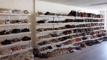 Hollanda’da Sahte Lüks Ürün Operasyonu: 230 Bin Euroluk Ürün Ele Geçirildi